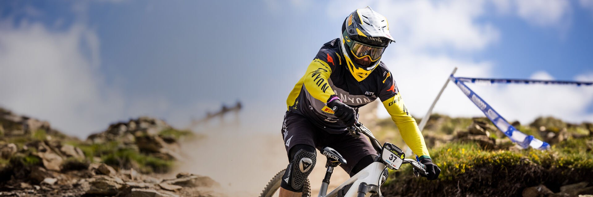 Canyon Strive:ON CFR Canyon Strive:ON CFR